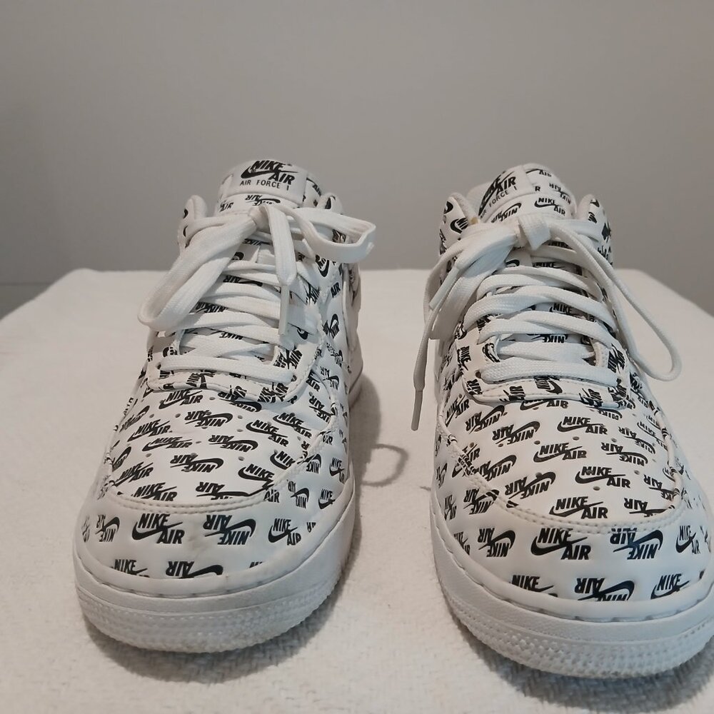 MEN'S SIZE 9.5 - NIKE AIR FORCE 1 LOW ALL OVER LOGO WHITE (AH8462-100) - Picture 2 of 7